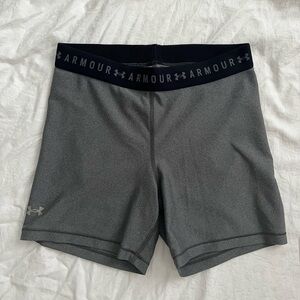Under Armour spandex gray